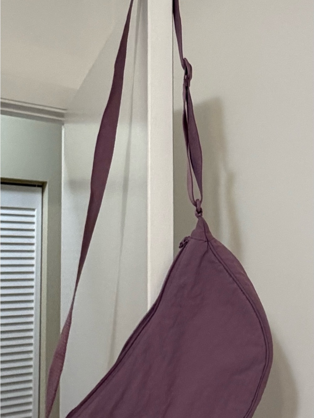Uniqlo Dusty Mauve Crossbody Sling Bag
